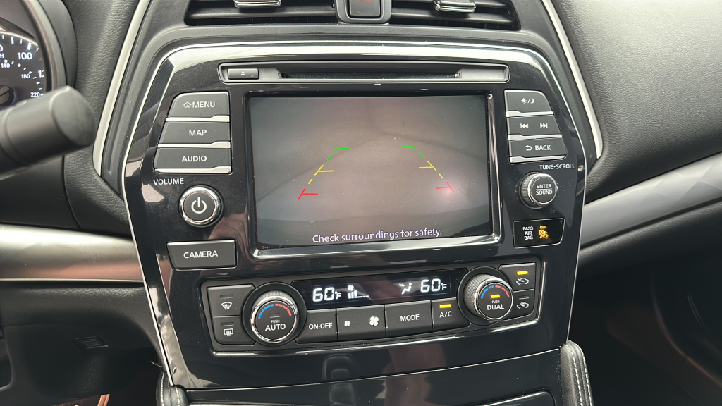 2023 Nissan Maxima SV