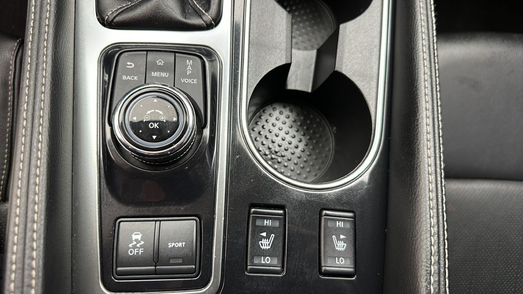 2023 Nissan Maxima SV