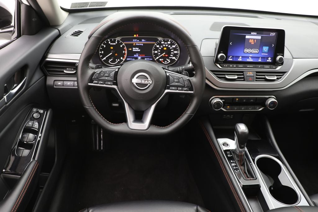 2025 Nissan Altima 2.5 SR