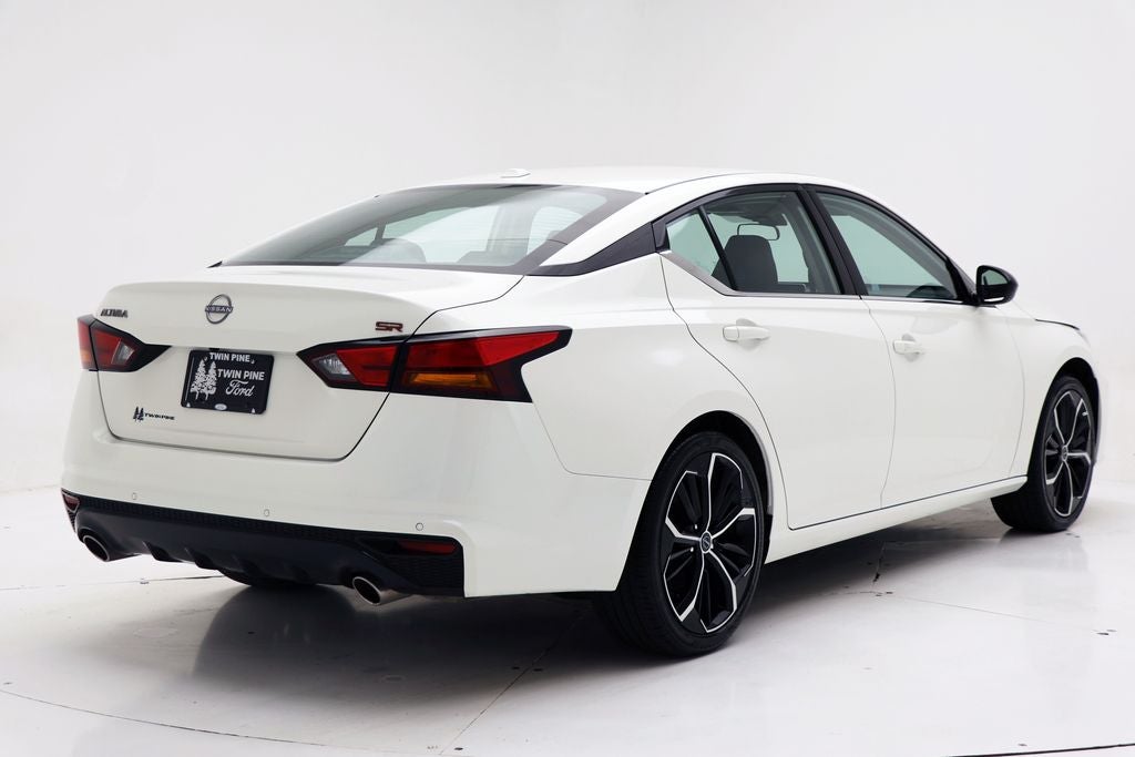 2025 Nissan Altima 2.5 SR