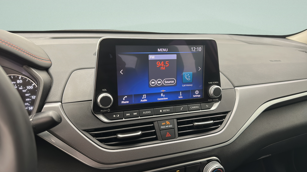 2025 Nissan Altima 2.5 SR