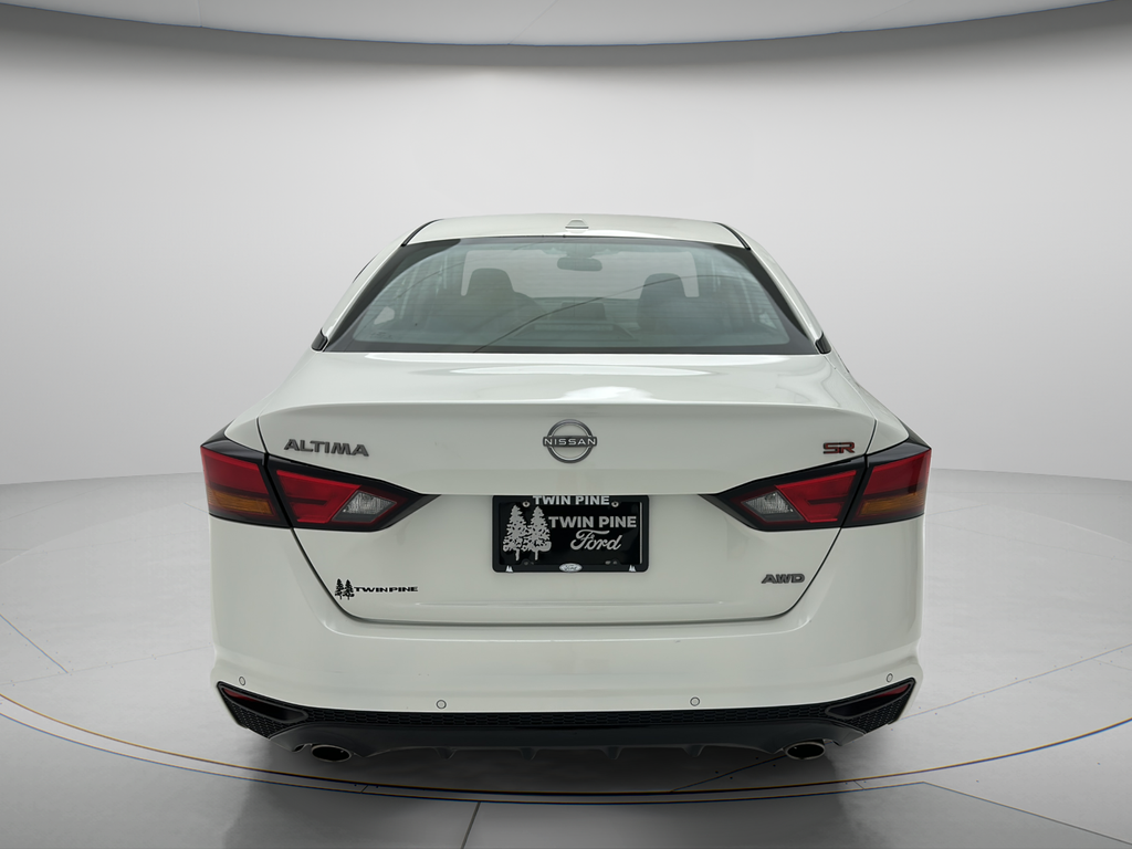 2025 Nissan Altima 2.5 SR