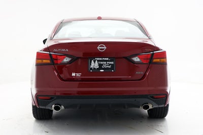2025 Nissan Altima 2.5 SR