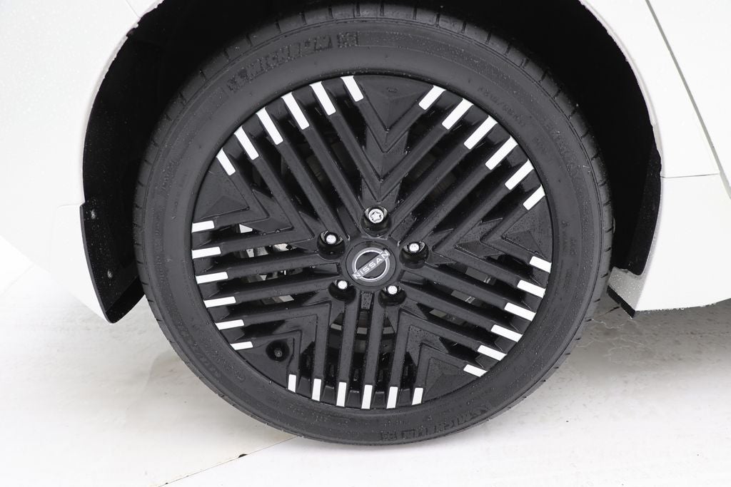 2023 Nissan Leaf SV Plus