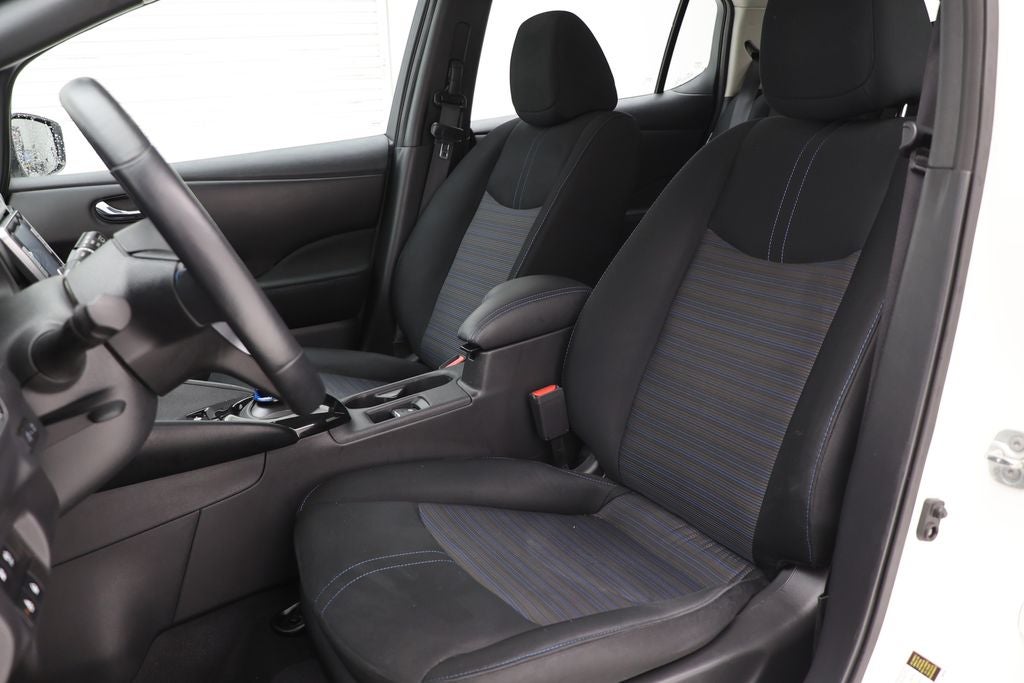 2023 Nissan Leaf SV Plus