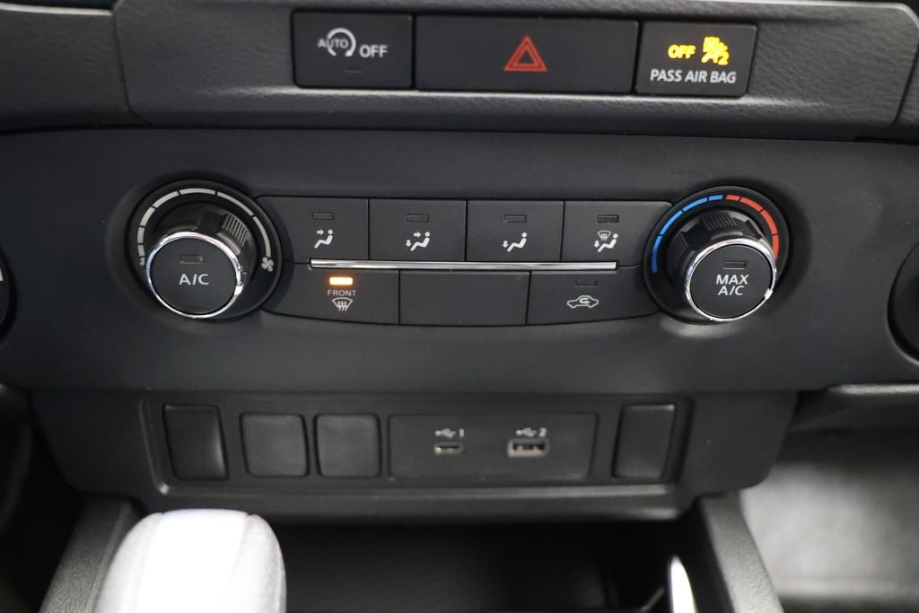 2023 Nissan Frontier SV