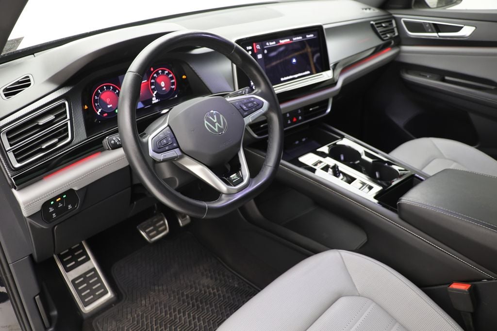 2024 Volkswagen Atlas Cross Sport 2.0T SEL R-Line