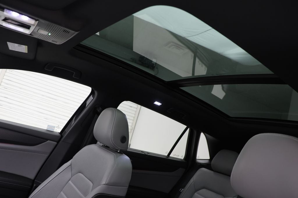 2024 Volkswagen Atlas Cross Sport 2.0T SEL R-Line