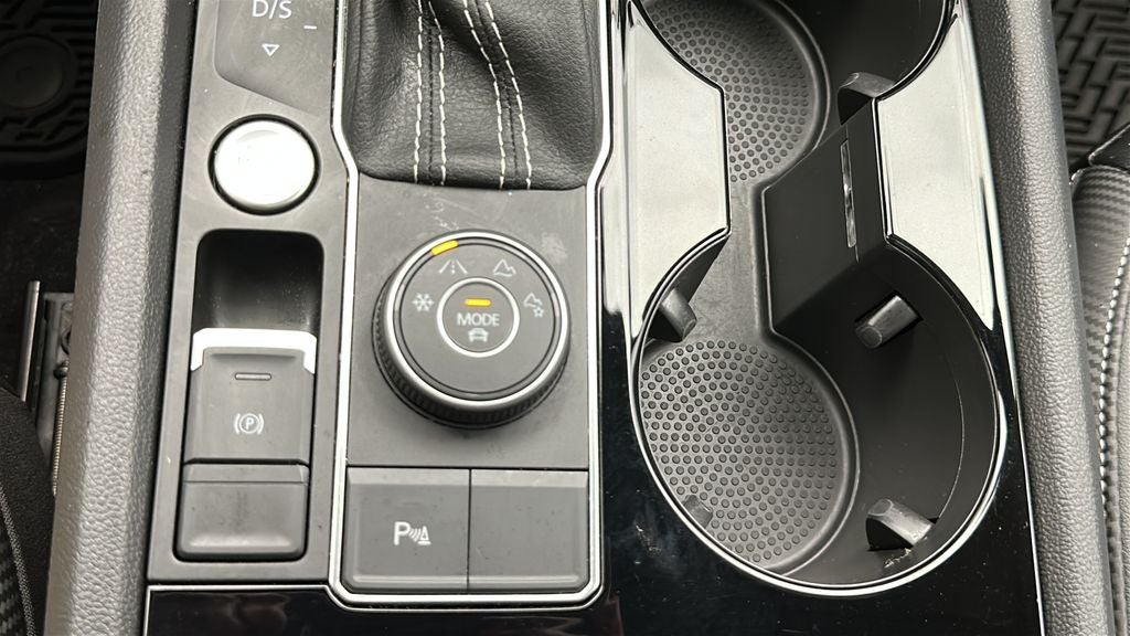 2022 Volkswagen Atlas Cross Sport 2.0T SEL