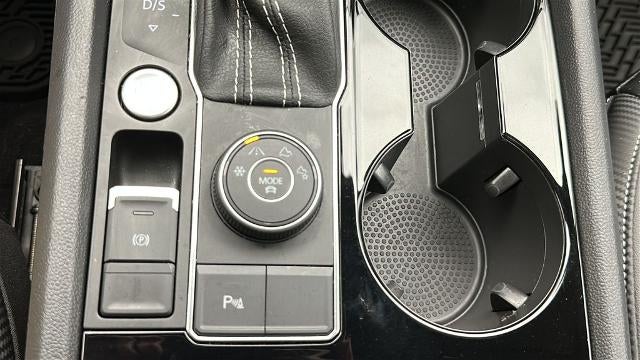 2022 Volkswagen Atlas Cross Sport 2.0T SEL