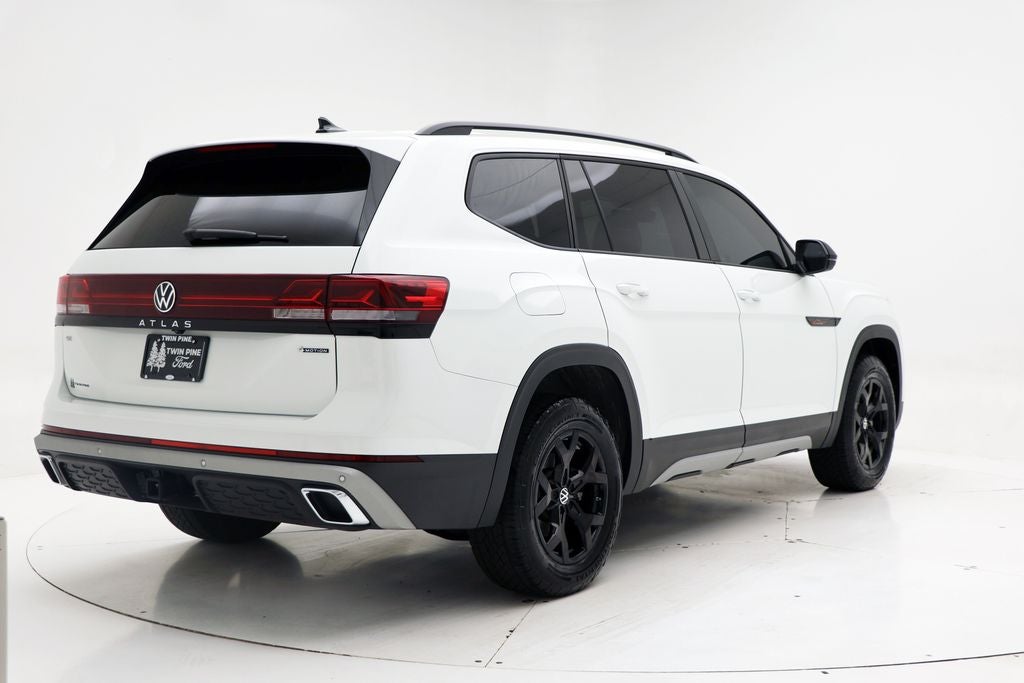 2024 Volkswagen Atlas 2.0T Peak Edition SE w/Technology