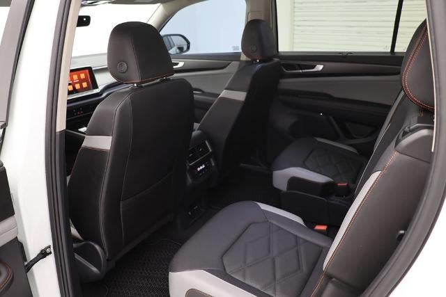 2025 Volkswagen Atlas 2.0T Peak Edition