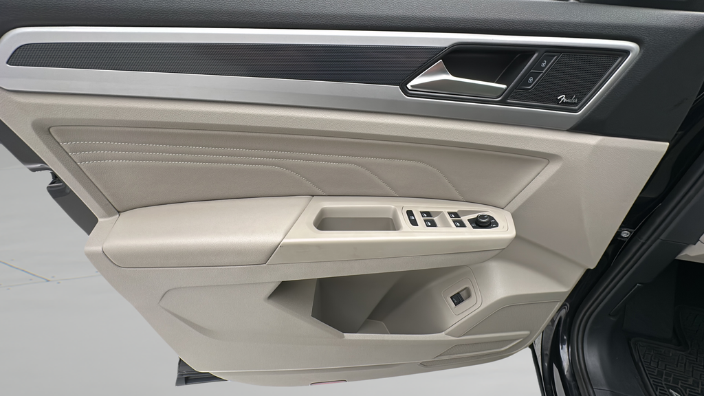 2023 Volkswagen Atlas 3.6L V6 SEL Premium R-Line