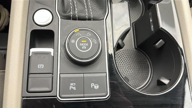 2023 Volkswagen Atlas 3.6L V6 SEL Premium R-Line