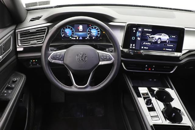 2025 Volkswagen Atlas Cross Sport 2.0T SE w/Technology