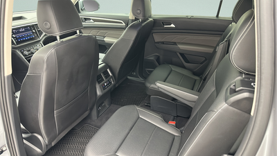 2023 Volkswagen Atlas 2.0T SE w/Technology