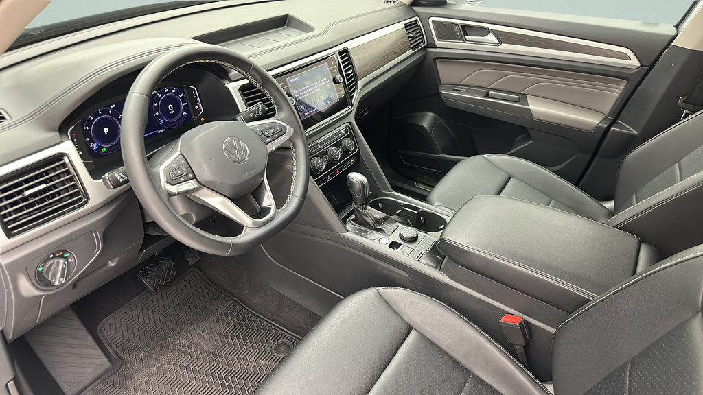 2023 Volkswagen Atlas 2.0T SE w/Technology