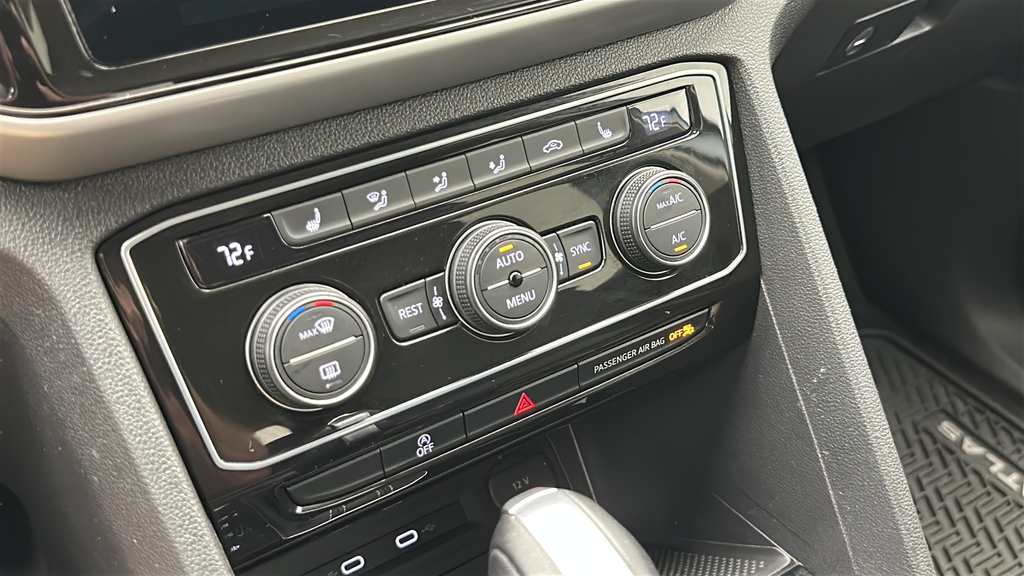 2023 Volkswagen Atlas 2.0T SE w/Technology