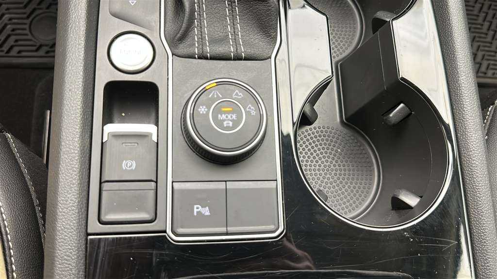 2023 Volkswagen Atlas 2.0T SE w/Technology