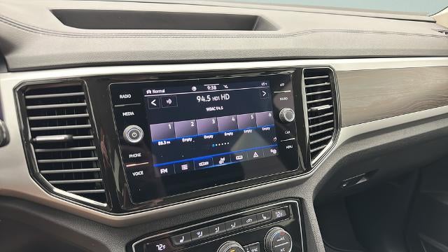 2023 Volkswagen Atlas 2.0T SE w/Technology