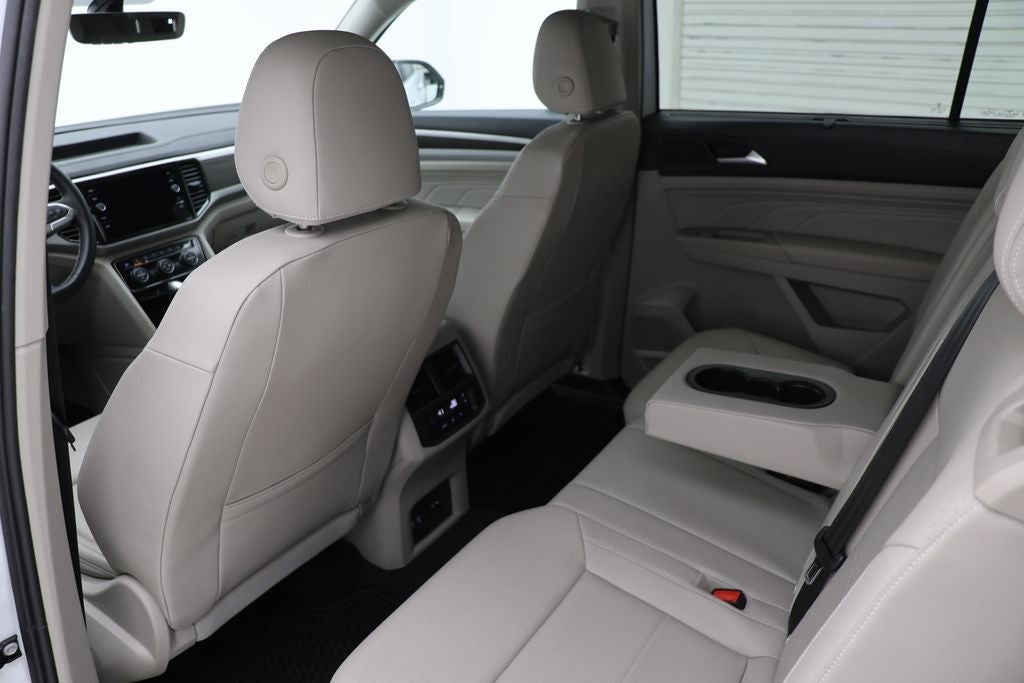 2022 Volkswagen Atlas 3.6L V6 SE w/Technology