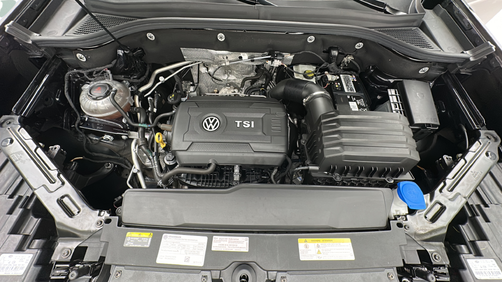 2023 Volkswagen Atlas Cross Sport 2.0T SE