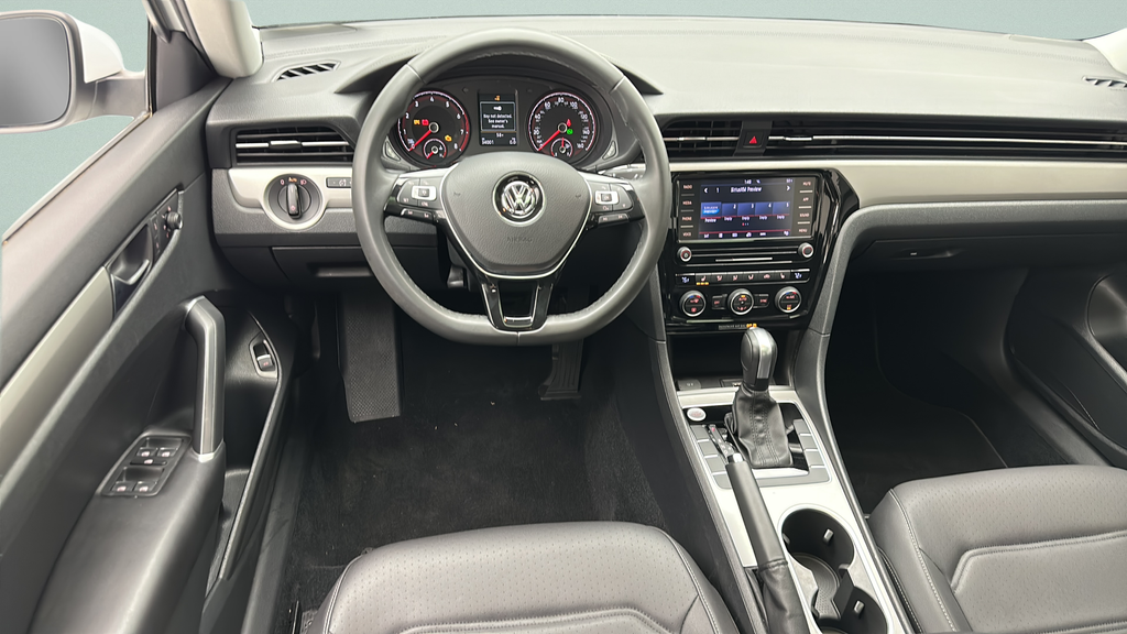 2022 Volkswagen Passat 2.0T SE