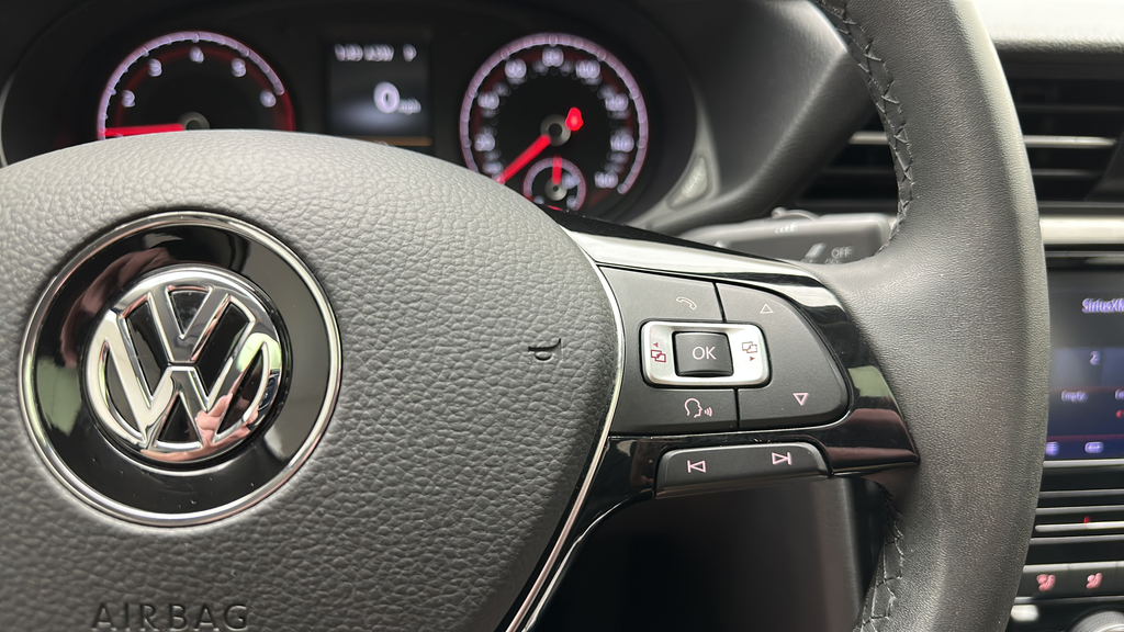 2022 Volkswagen Passat 2.0T SE