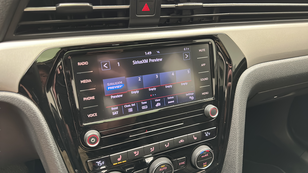 2022 Volkswagen Passat 2.0T SE