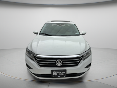 2022 Volkswagen Passat 2.0T SE