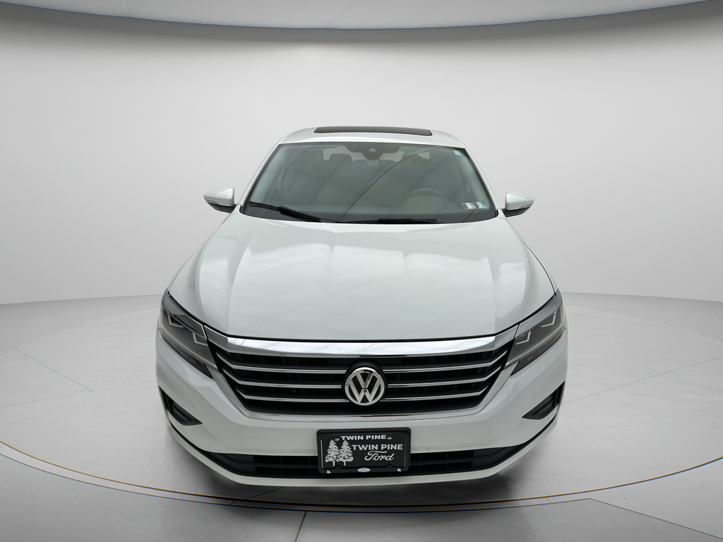 2022 Volkswagen Passat 2.0T SE