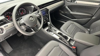 2022 Volkswagen Passat 2.0T SE