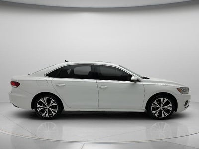 2022 Volkswagen Passat 2.0T SE