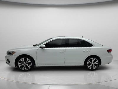 2022 Volkswagen Passat 2.0T SE