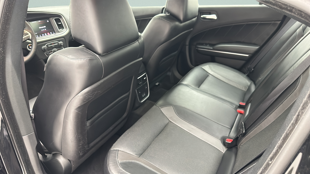 2015 Dodge Charger SXT