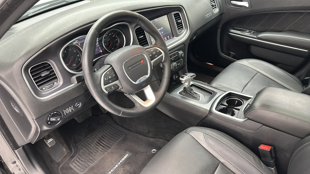 2015 Dodge Charger SXT