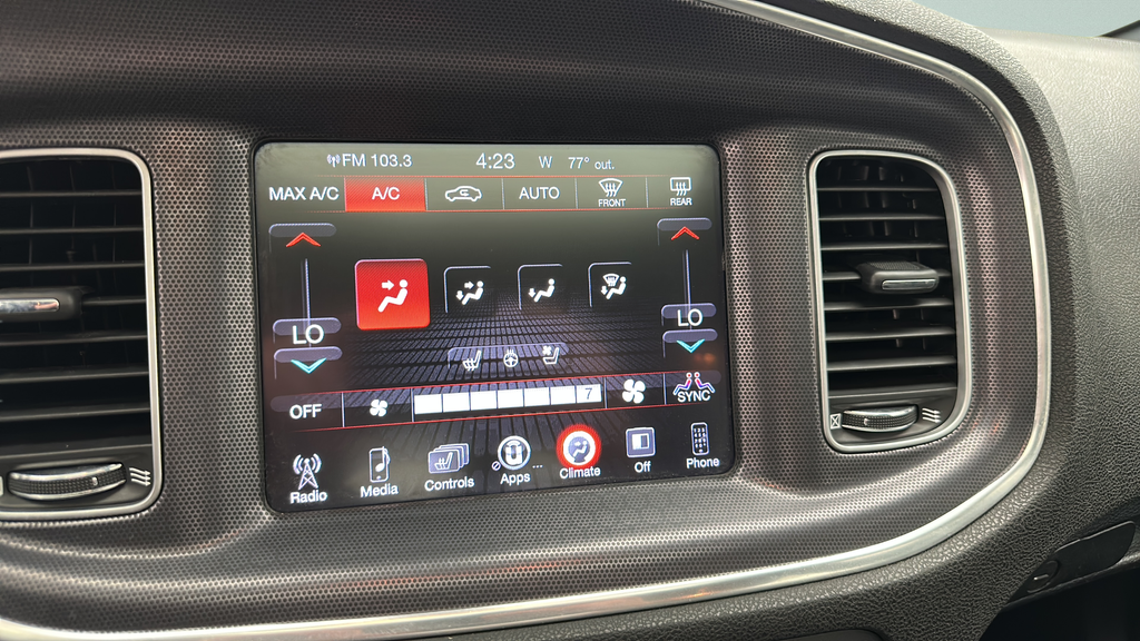2015 Dodge Charger SXT