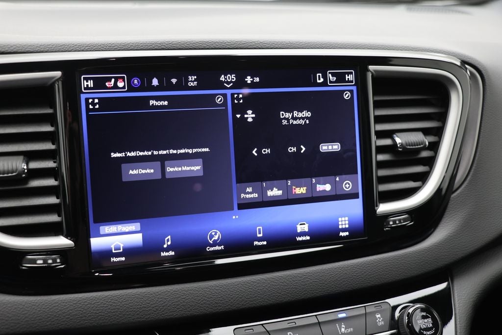 2025 Chrysler Pacifica Select