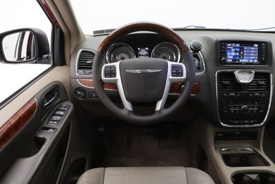 2016 Chrysler Town & Country Limited