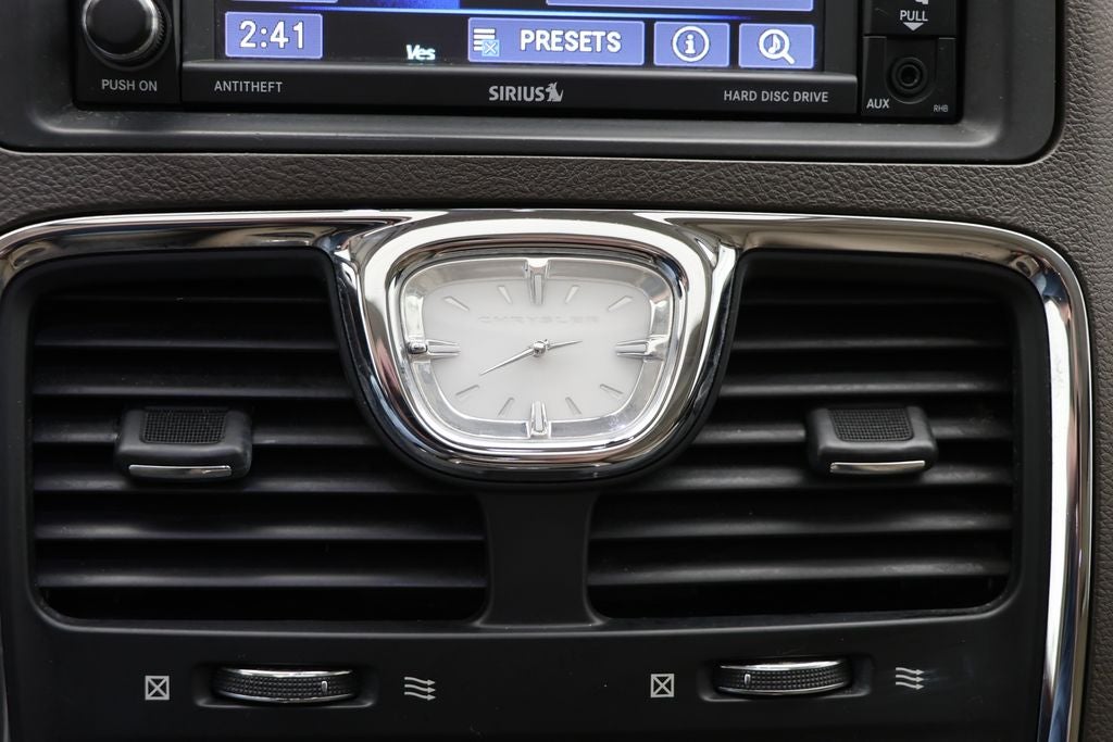 2016 Chrysler Town & Country Limited