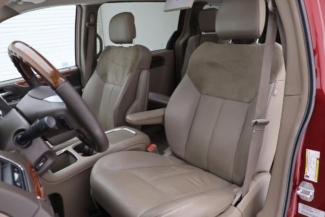 2016 Chrysler Town & Country Limited