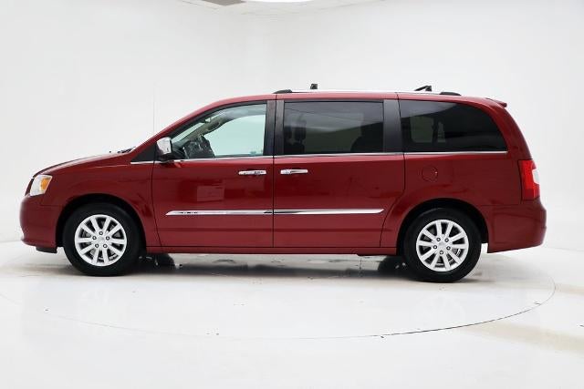 2016 Chrysler Town & Country Limited