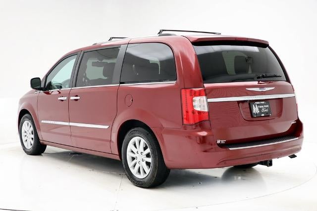 2016 Chrysler Town & Country Limited