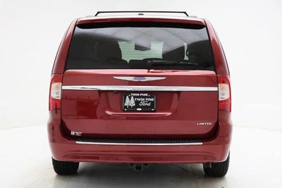 2016 Chrysler Town & Country Limited