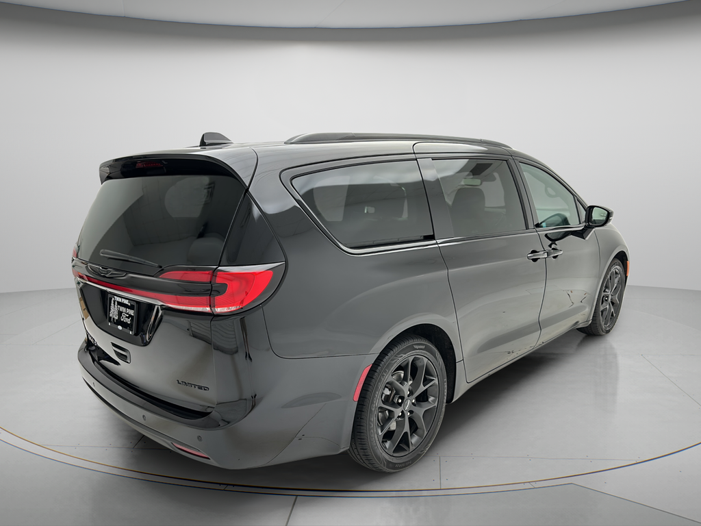 2025 Chrysler Pacifica Limited
