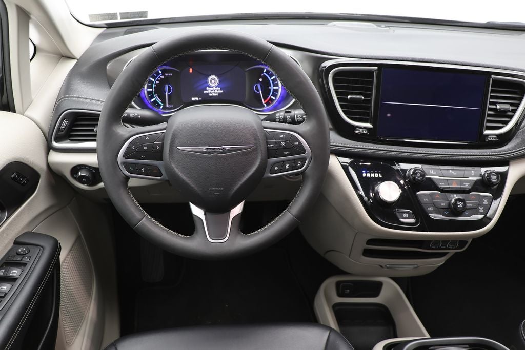 2024 Chrysler Pacifica Hybrid Select