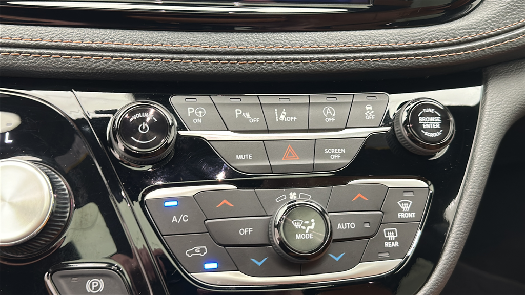 2024 Chrysler Pacifica Pinnacle