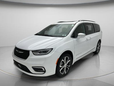 2024 Chrysler Pacifica Pinnacle