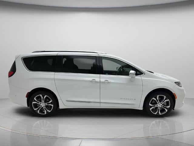 2024 Chrysler Pacifica Pinnacle