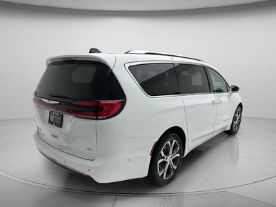 2024 Chrysler Pacifica Pinnacle